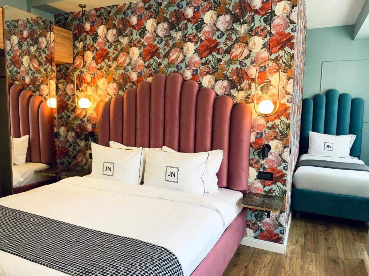 Jn Boutique Hotel ブカレスト エクステリア 写真